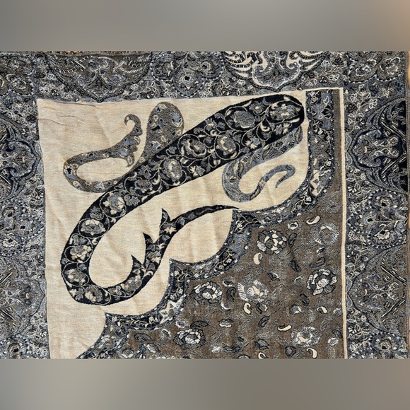 Metallic Pashmina Scarf / Shawl / Wrap | Gold / Bronze / Black | 28"W x 64”L - Picture 13 of 16